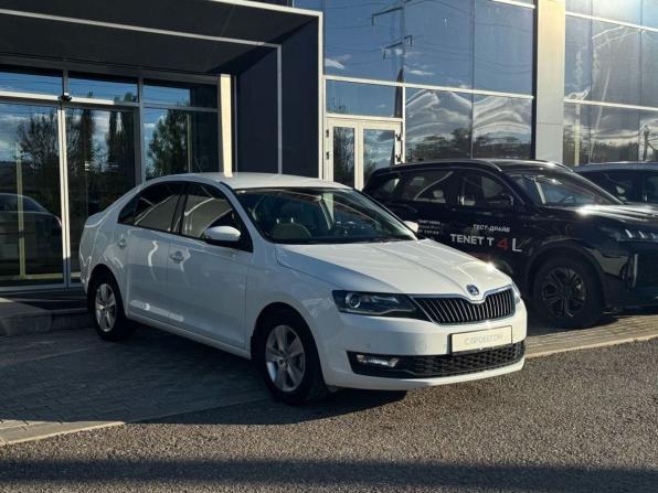 Skoda Rapid I Рестайлинг с пробегом 2019 года, цена 1 350 000 рублей, 106745 км, лифтбек, Автокод Объявления