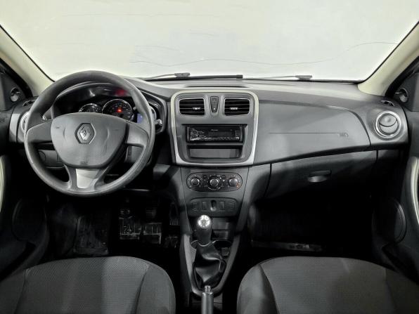 Renault Logan II с пробегом 2018 года, цена 680 000 рублей, 156399 км, седан, Автокод Объявления