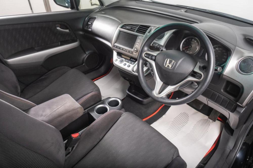 Honda Stream II Рестайлинг Томск  - изображение 9
