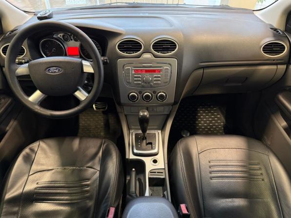 Ford Focus II Рестайлинг с пробегом 2008 года, цена 590 000 рублей, 220233 км, седан, Автокод Объявления