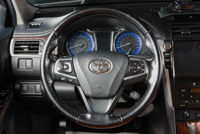 Toyota Camry VII (XV50) Рестайлинг с пробегом 2016 года, цена 1 949 000 рублей, 195000 км, седан, Автокод Объявления