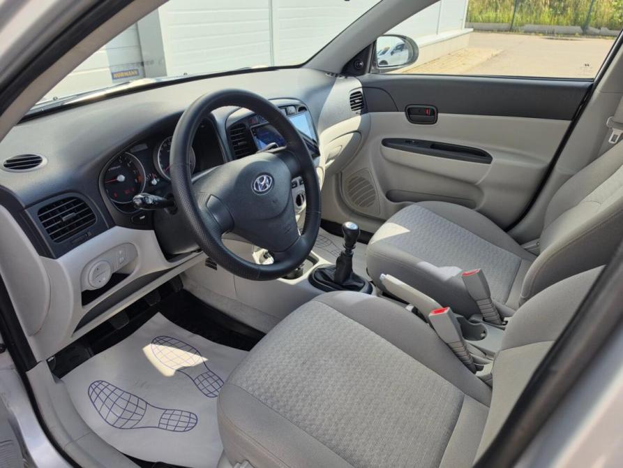 Hyundai Verna II Москва  - изображение 16