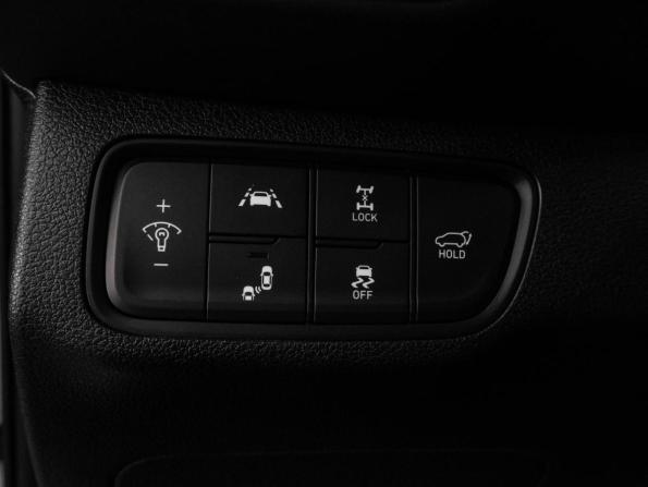 Hyundai Santa Fe IV с пробегом 2018 года, цена 3 199 900 рублей, 123818 км, внедорожник, Автокод Объявления