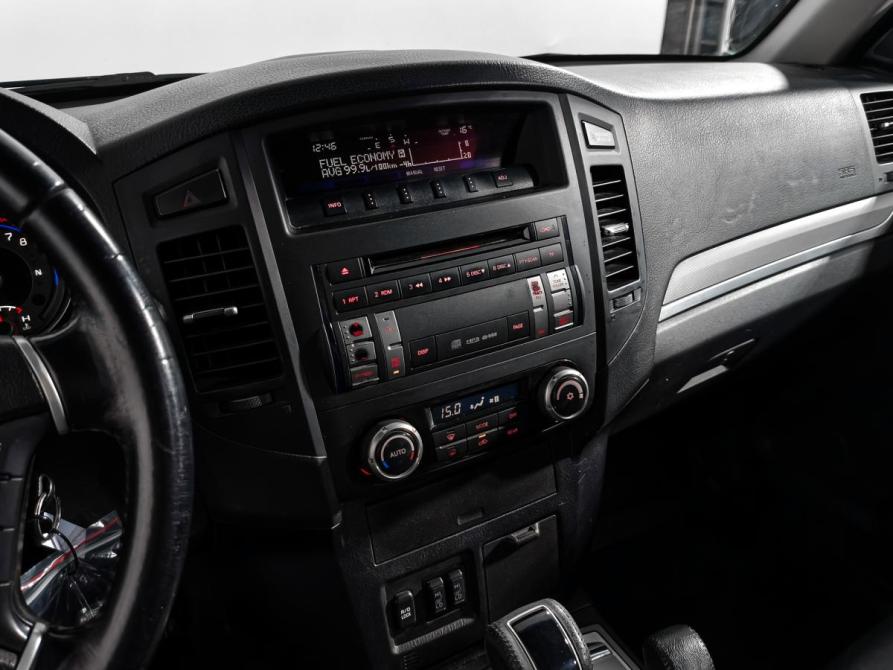 Mitsubishi Pajero IV Рестайлинг 1 Санкт-Петербург  - изображение 18