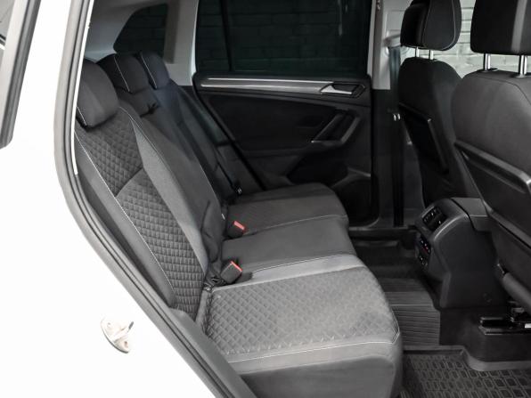 Volkswagen Tiguan II с пробегом 2018 года, цена 2 800 000 рублей, 155892 км, внедорожник, Автокод Объявления