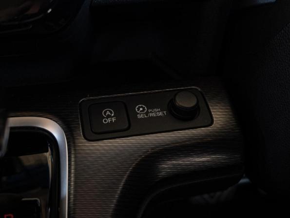 Honda Stepwgn V Рестайлинг с пробегом 2018 года, цена 2 630 000 рублей, 111081 км, минивэн, Автокод Объявления