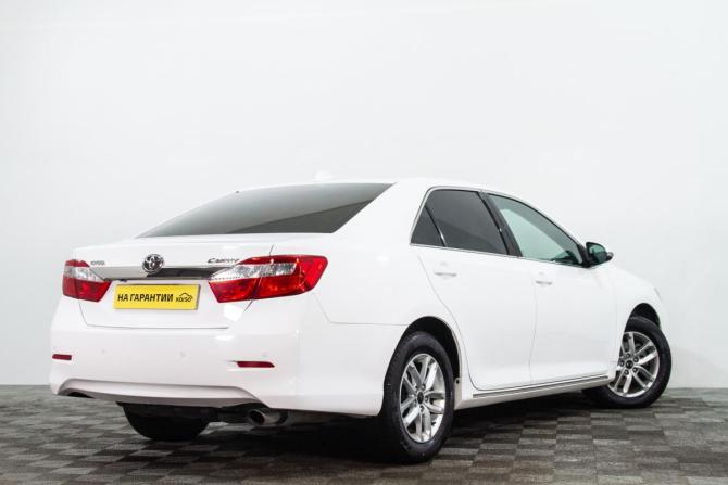 Toyota Camry VII (XV50) Рестайлинг с пробегом 2013 года, цена 1 699 000 рублей, 244378 км, седан, Автокод Объявления