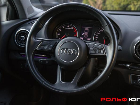 Audi A3 III (8V) Рестайлинг с пробегом 2018 года, цена 1 748 000 рублей, 96400 км, седан, Автокод Объявления