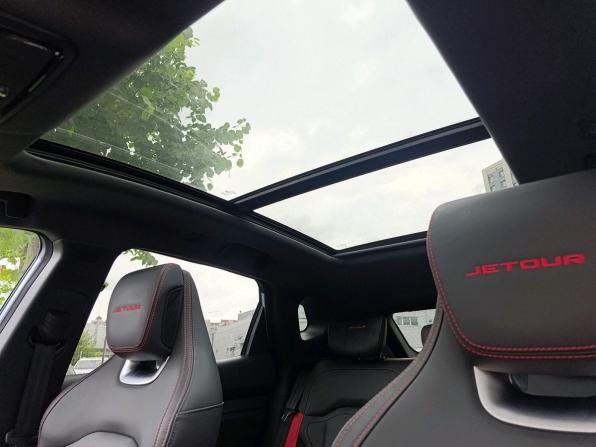 JETOUR DASHING I с пробегом 2023 года, цена 1 799 000 рублей, 71000 км, внедорожник, Автокод Объявления