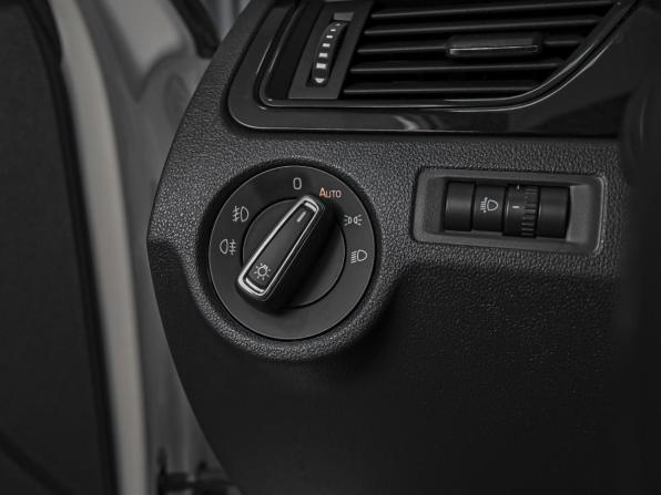 Skoda Rapid I Рестайлинг с пробегом 2018 года, цена 1 330 000 рублей, 152184 км, лифтбек, Автокод Объявления