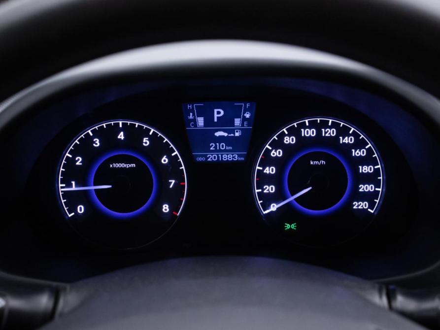 Hyundai Solaris I Москва  - изображение 12