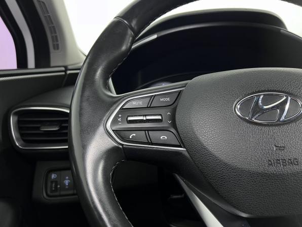 Hyundai Santa Fe IV с пробегом 2018 года, цена 2 650 000 рублей, 97398 км, внедорожник, Автокод Объявления