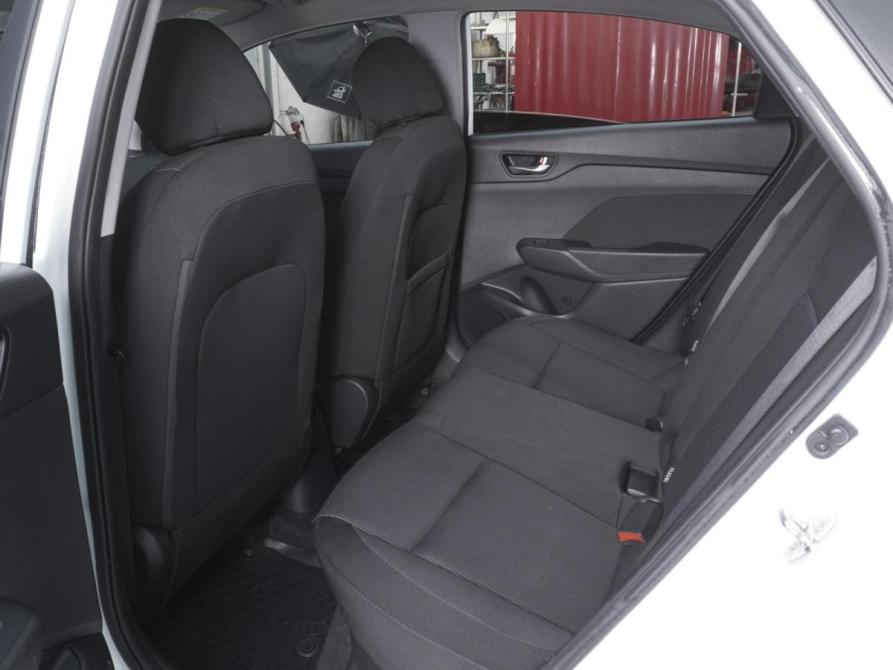 Hyundai Solaris II Ростов-на-Дону  - изображение 11