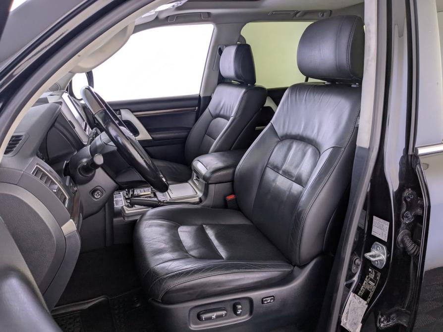 Toyota Land Cruiser 200 Series Рестайлинг 2 Москва  - изображение 19