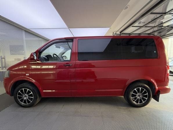 Volkswagen Transporter T5 Рестайлинг с пробегом 2010 года, цена 1 260 000 рублей, 390100 км, минивэн, Автокод Объявления