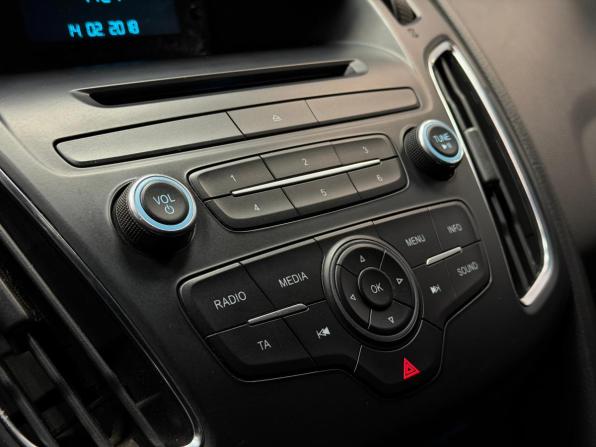 Ford Focus III Рестайлинг с пробегом 2018 года, цена 1 020 000 рублей, 115338 км, хэтчбек, Автокод Объявления