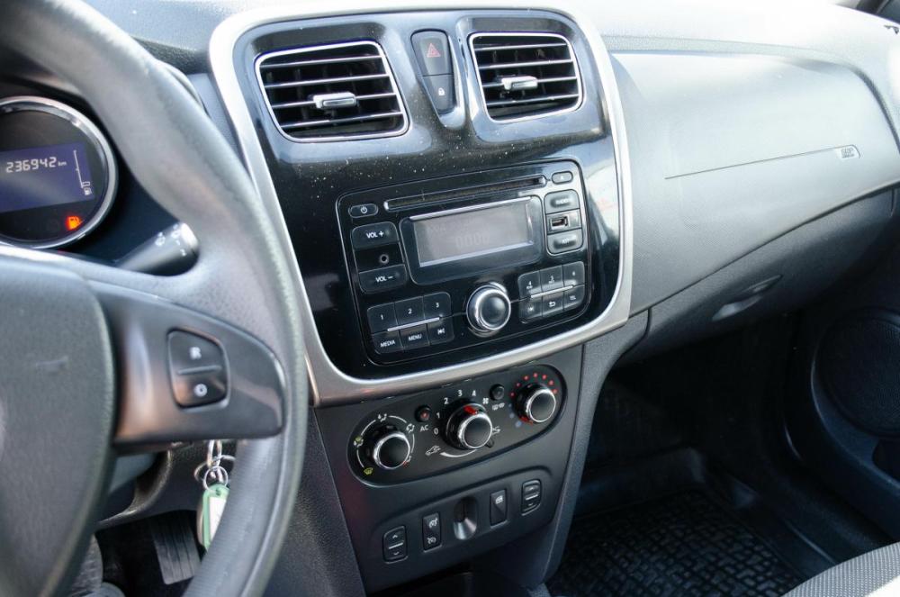 Renault Logan II Курган  - изображение 13