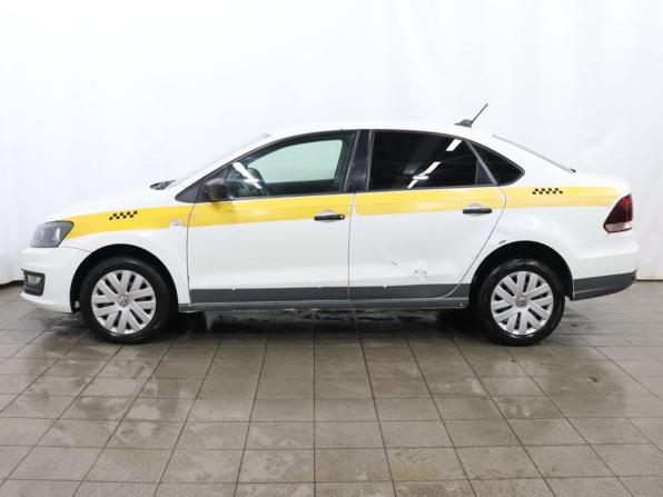 Volkswagen Polo V Рестайлинг с пробегом 2019 года, цена 530 000 рублей, 304324 км, седан, Автокод Объявления