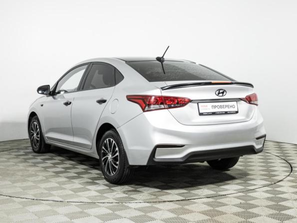 Hyundai Solaris II с пробегом 2017 года, цена 1 399 700 рублей, 67295 км, седан, Автокод Объявления