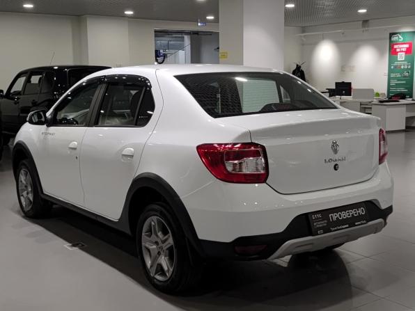 Renault Logan II Рестайлинг с пробегом 2022 года, цена 1 135 000 рублей, 92392 км, седан, Автокод Объявления