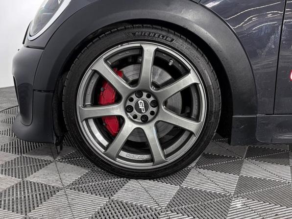 Mini Hatch II (R56) Рестайлинг с пробегом 2013 года, цена 1 612 000 рублей, 184215 км, хэтчбек, Автокод Объявления