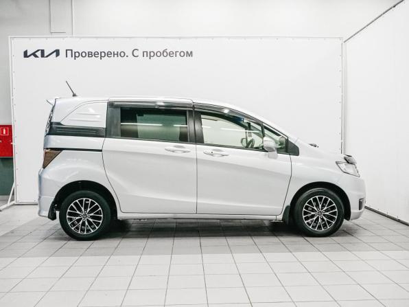 Honda Freed I Рестайлинг с пробегом 2012 года, цена 1 049 000 рублей, 125033 км, компактвэн, Автокод Объявления