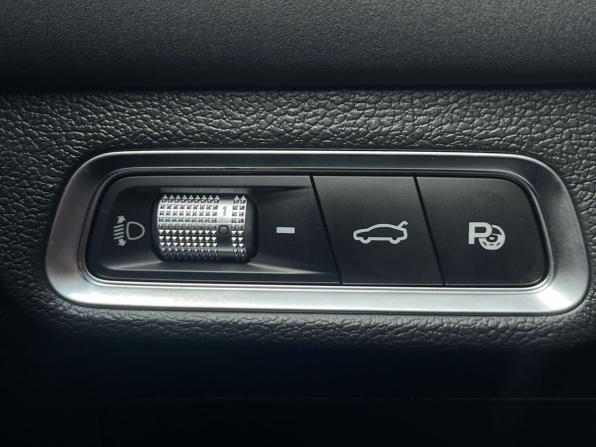 Geely Coolray I Рестайлинг с пробегом 2023 года, цена 1 890 000 рублей, 21265 км, внедорожник, Автокод Объявления