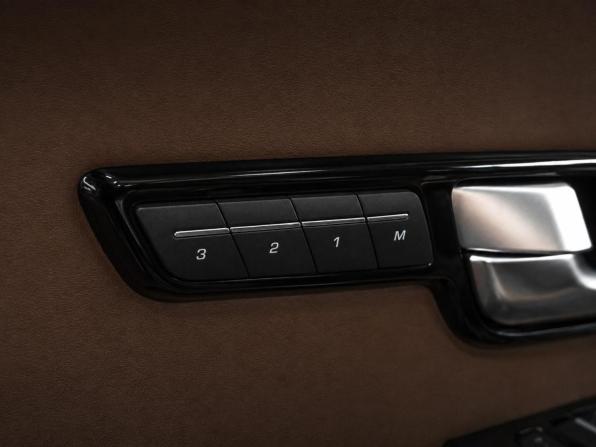 Land Rover Range Rover Evoque I с пробегом 2013 года, цена 2 499 000 рублей, 82437 км, внедорожник, Автокод Объявления