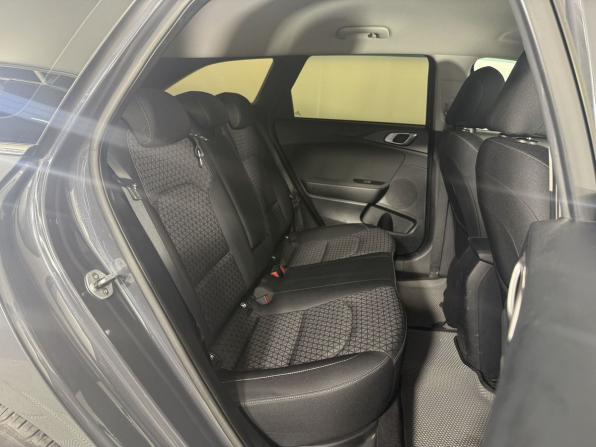 Kia Ceed III с пробегом 2019 года, цена 1 400 000 рублей, 168348 км, универсал, Автокод Объявления
