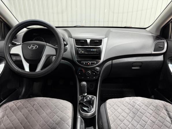 Hyundai Solaris I Рестайлинг с пробегом 2015 года, цена 948 000 рублей, 161195 км, хэтчбек, Автокод Объявления