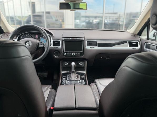 Volkswagen Touareg II Рестайлинг с пробегом 2014 года, цена 2 399 000 рублей, 211000 км, внедорожник, Автокод Объявления