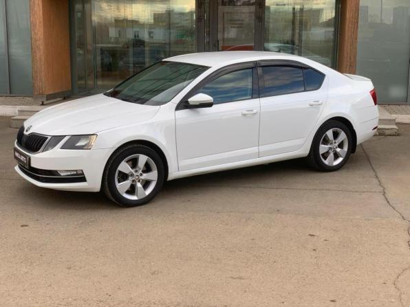 Skoda Octavia III (A7) Рестайлинг с пробегом 2017 года, цена 1 550 000 рублей, 228432 км, лифтбек, Автокод Объявления
