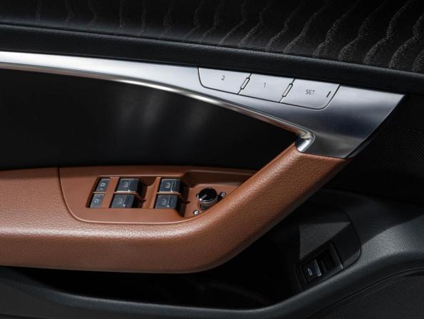 Audi A6 V (C8) с пробегом 2021 года, цена 3 390 000 рублей, 103618 км, седан, Автокод Объявления