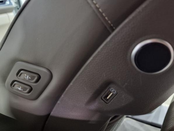 Kia Carnival IV с пробегом 2021 года, цена 3 999 000 рублей, 122350 км, минивэн, Автокод Объявления
