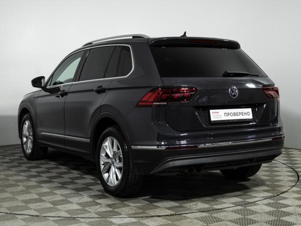 Volkswagen Tiguan II с пробегом 2018 года, цена 2 489 000 рублей, 103829 км, внедорожник, Автокод Объявления