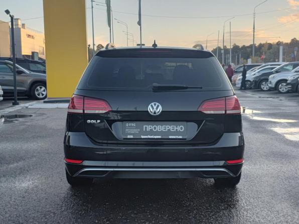 Volkswagen Golf VII Рестайлинг с пробегом 2018 года, цена 1 820 000 рублей, 267205 км, универсал, Автокод Объявления