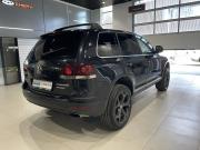 Volkswagen Touareg I Рестайлинг Москва  - изображение 23