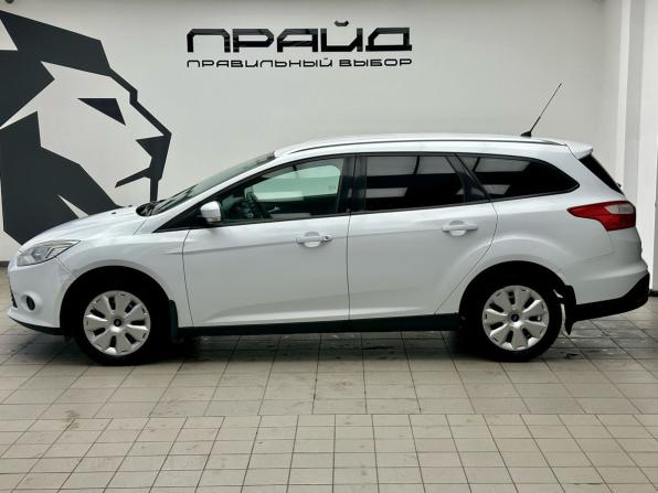 Ford Focus III с пробегом 2013 года, цена 699 900 рублей, 219728 км, универсал, Автокод Объявления