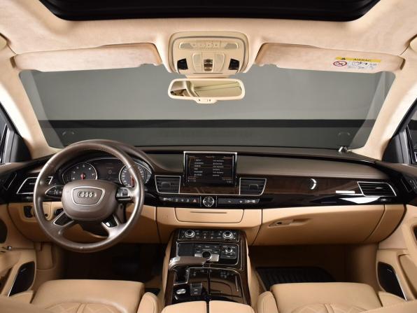 Audi A8 III (D4) Рестайлинг с пробегом 2016 года, цена 5 334 995 рублей, 15720 км, седан, Автокод Объявления