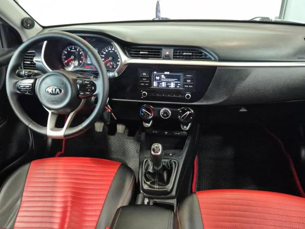 Kia Rio IV Рестайлинг с пробегом 2020 года, цена 1 490 000 рублей, 74000 км, седан, Автокод Объявления
