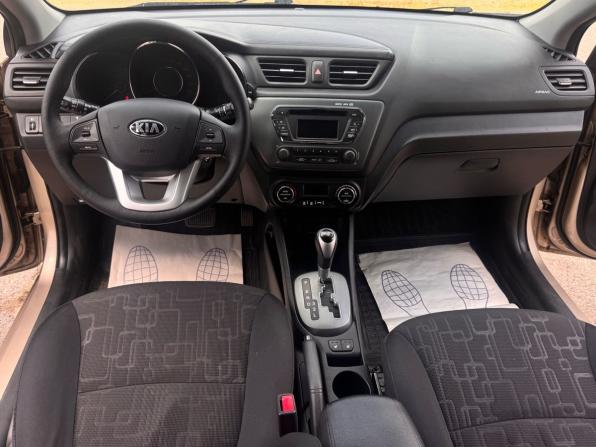 Kia Rio III с пробегом 2013 года, цена 940 000 рублей, 97340 км, хэтчбек, Автокод Объявления