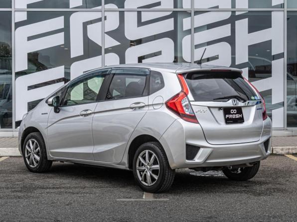 Honda Fit III Рестайлинг с пробегом 2017 года, цена 1 120 000 рублей, 122009 км, хэтчбек, Автокод Объявления