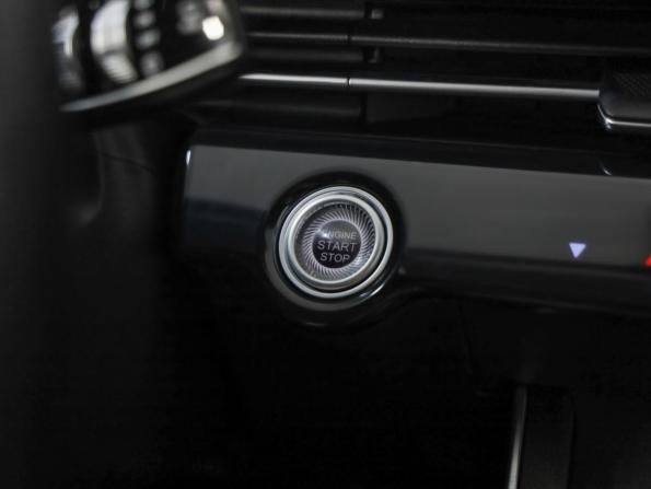 Omoda C5 I с пробегом 2022 года, цена 1 599 000 рублей, 32904 км, внедорожник, Автокод Объявления
