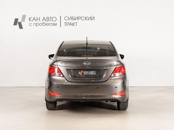Hyundai Solaris I Рестайлинг с пробегом 2015 года, цена 901 500 рублей, 176418 км, седан, Автокод Объявления
