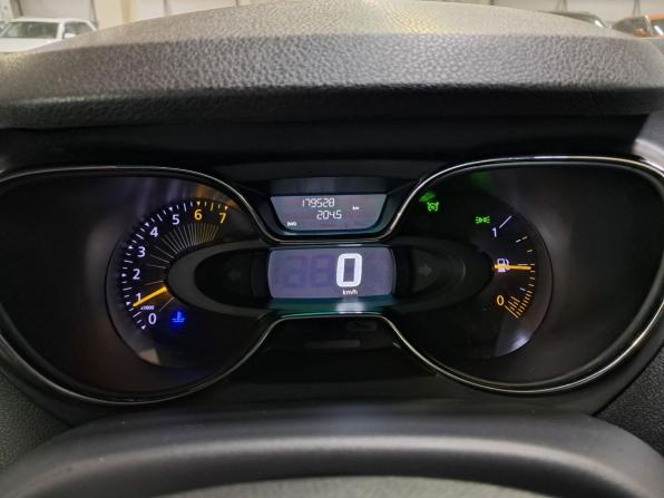 Renault Kaptur I с пробегом 2016 года, цена 1 225 000 рублей, 179506 км, внедорожник, Автокод Объявления