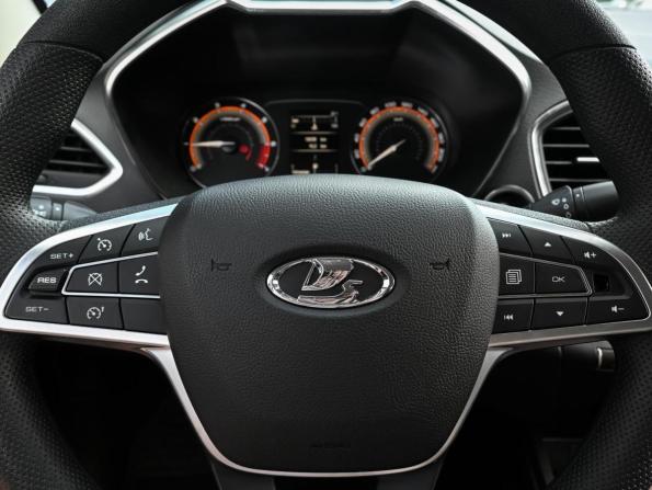 Lada (ВАЗ) Vesta I Рестайлинг (NG) с пробегом 2023 года, цена 1 269 000 рублей, 19938 км, седан, Автокод Объявления