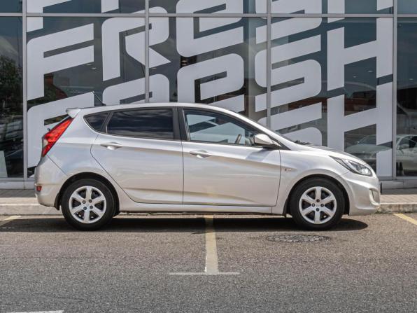 Hyundai Solaris I с пробегом 2011 года, цена 848 000 рублей, 263883 км, хэтчбек, Автокод Объявления