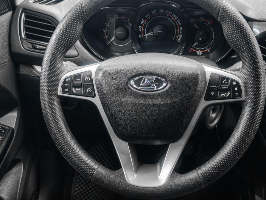 Lada (ВАЗ) Vesta I Ростов-на-Дону  - изображение 16