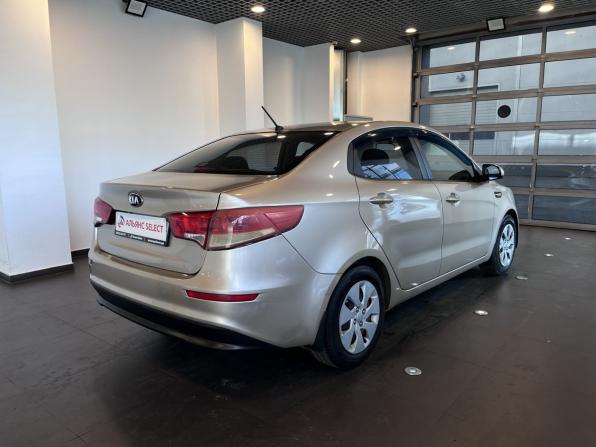 Kia Rio III Рестайлинг с пробегом 2015 года, цена 1 020 000 рублей, 148764 км, седан, Автокод Объявления