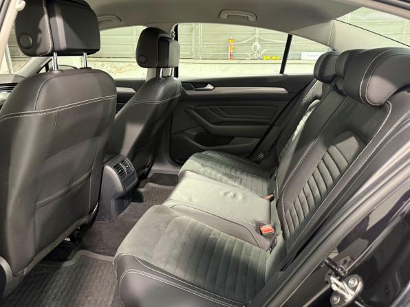 Volkswagen Passat B8 Рестайлинг с пробегом 2021 года, цена 2 889 800 рублей, 74000 км, седан, Автокод Объявления